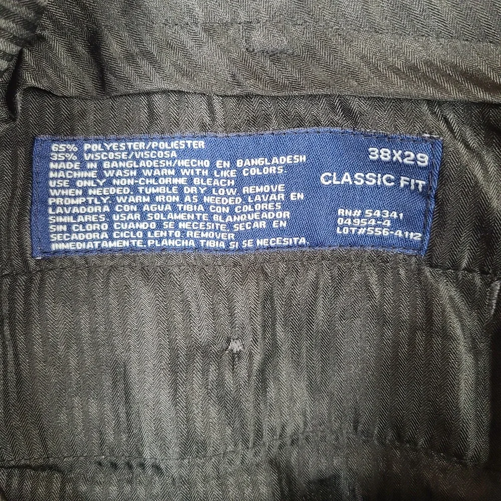 Stafford Pants Mens 38x29‎ (36x29) Gray Plaid Pleated Trouser Polyester Blend